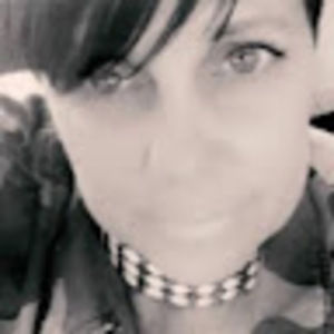 Meet your Posher, Michele